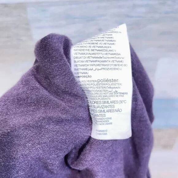 UNDER ARMOUR Whisperlight T-Shirt Purple Back Cut Out Relaxed Fit Womens Large - Picture 5 of 7